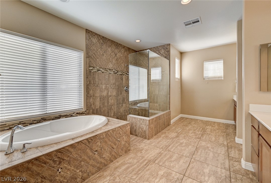 7020 Twin Forks Peak Street Property Photo 46