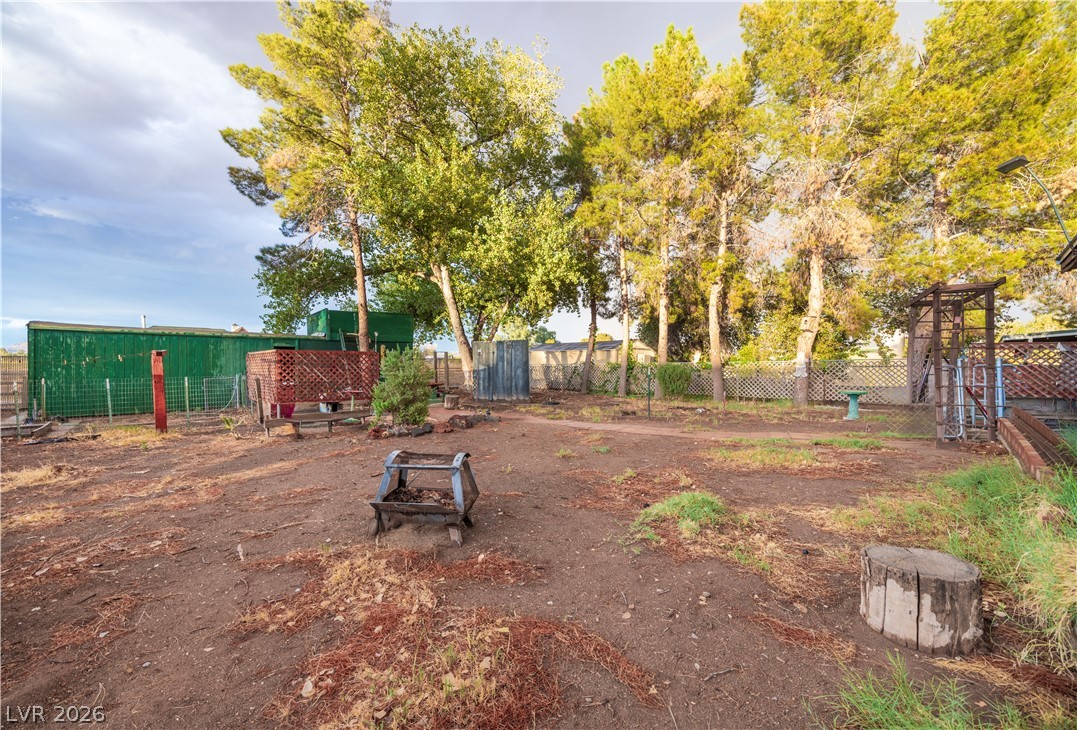 2040 Liston Avenue Property Photo 14
