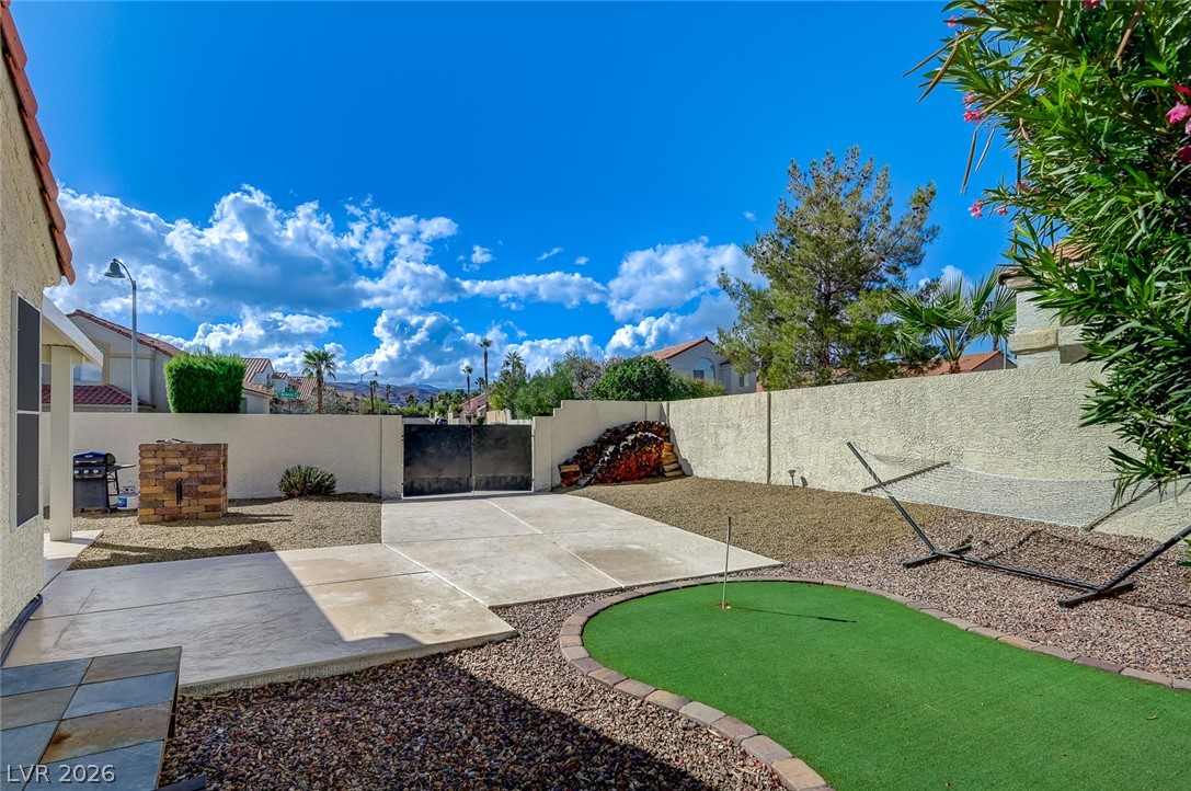 9932 Heffner Hills Circle Property Photo 4