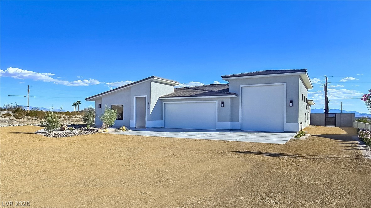 2921 Acoma Property Photo 3