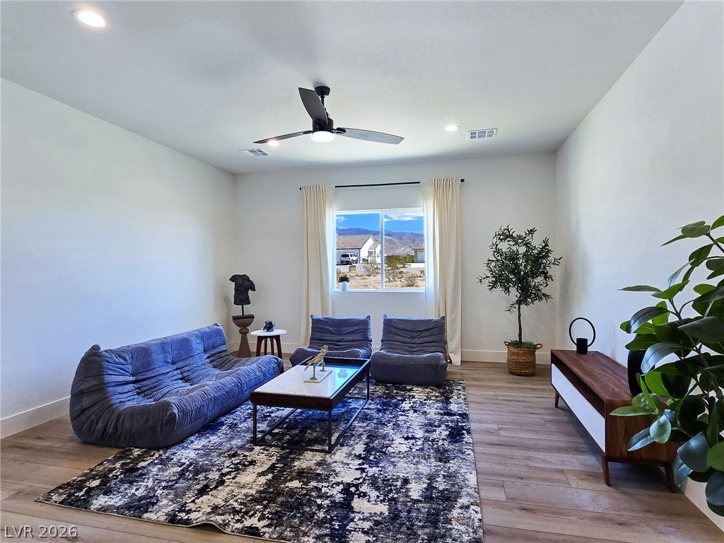 2921 Acoma Property Photo 10