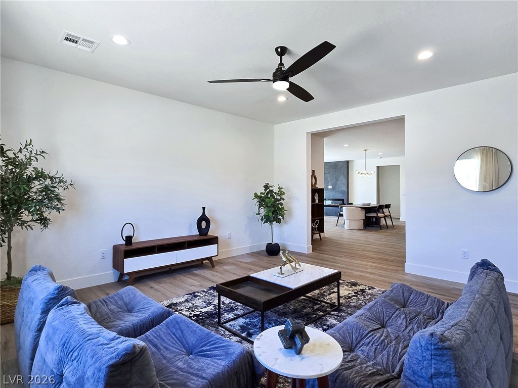 2921 Acoma Property Photo 12