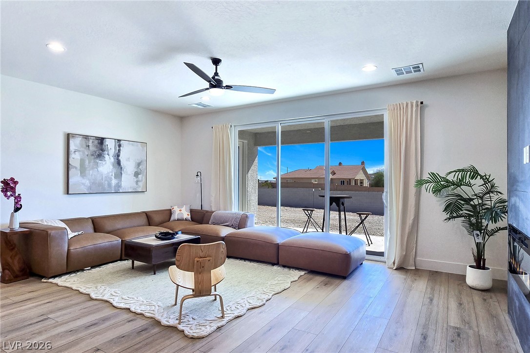 2921 Acoma Property Photo 31