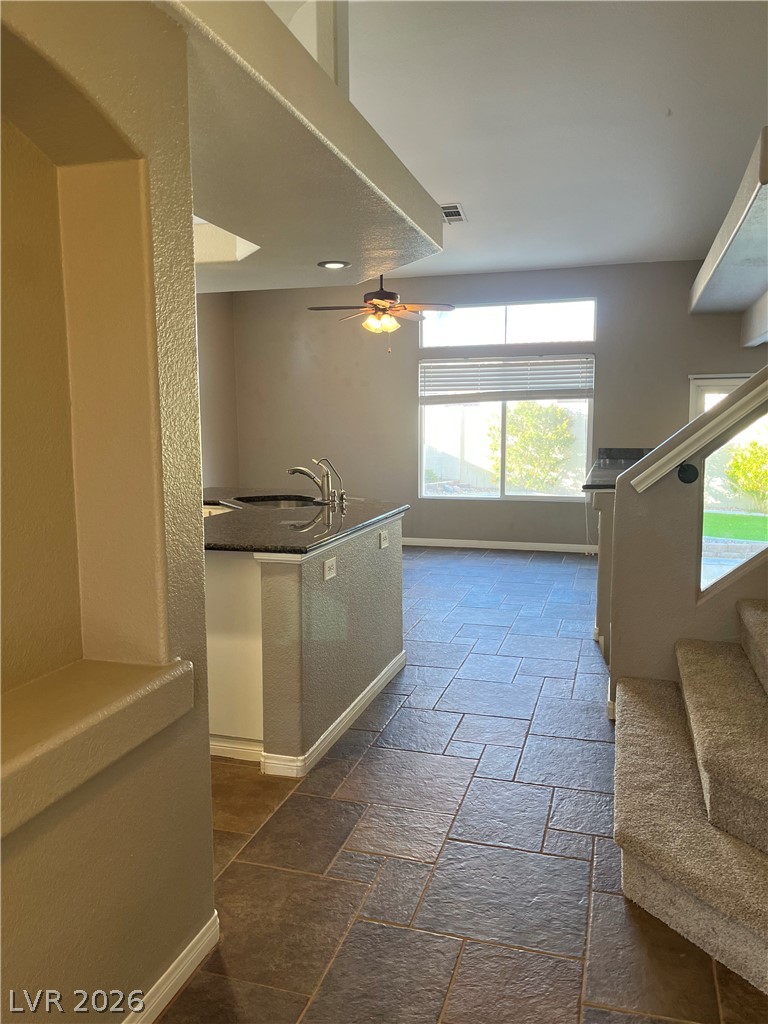 8724 Country Pines Avenue Property Photo 8