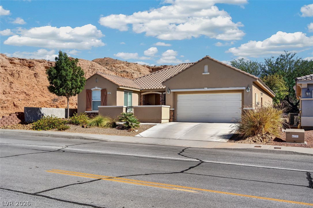 1230 Ivy Lee Crst Property Photo 1