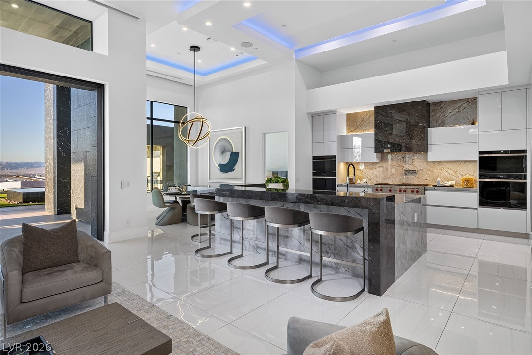 5 Sunset Strip Property Photo 19