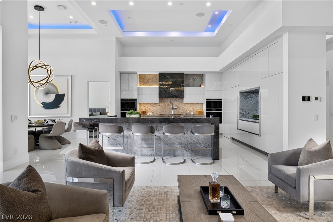 5 Sunset Strip Property Photo 20