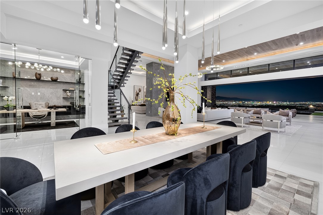 5 Sunset Strip Property Photo 24