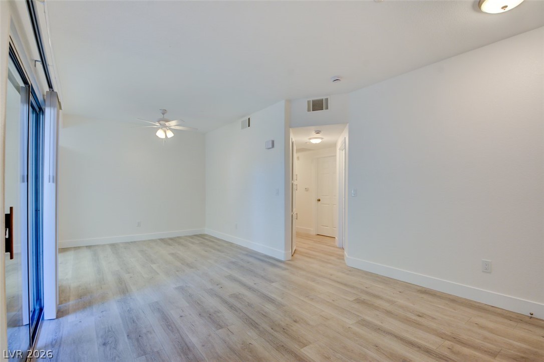 830 Carnegie Street 213 Property Photo 5