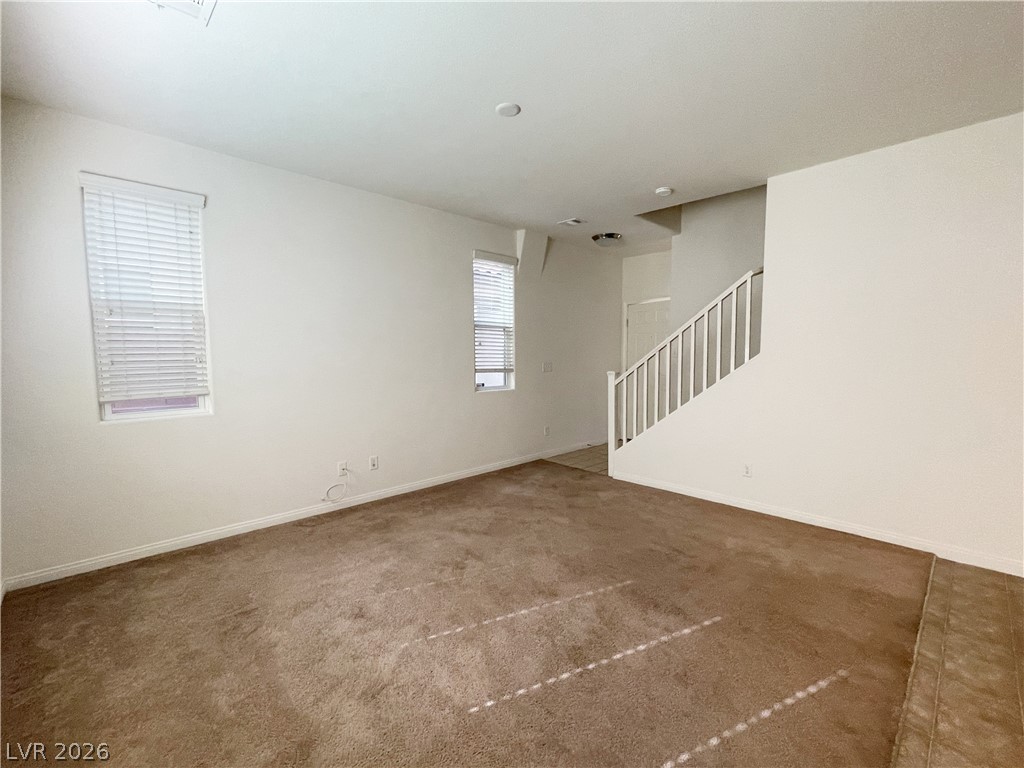 10619 Seasonable Drive Property Photo 3