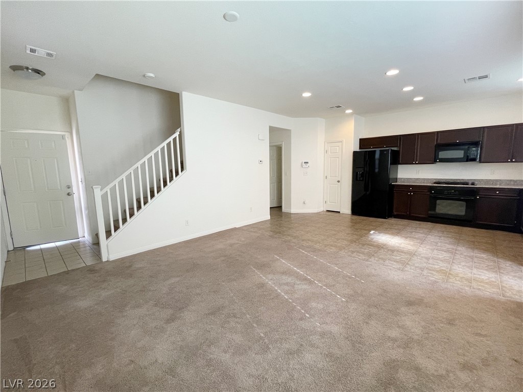 10619 Seasonable Drive Property Photo 4