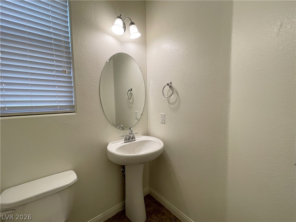 10619 Seasonable Drive Property Photo 11