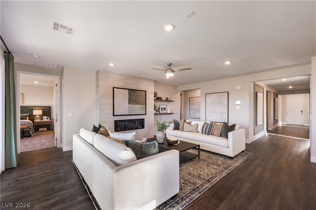 1477 Lantern Hills Drive Property Photo 4