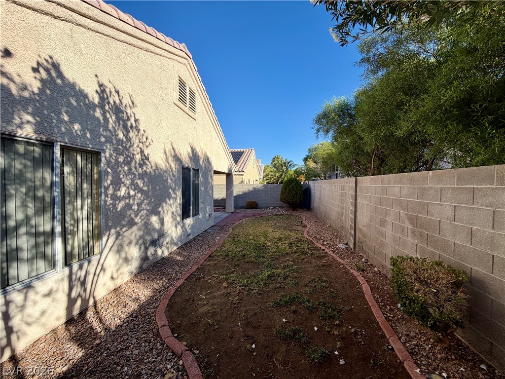 1594 Raining Hills Street Property Photo 17