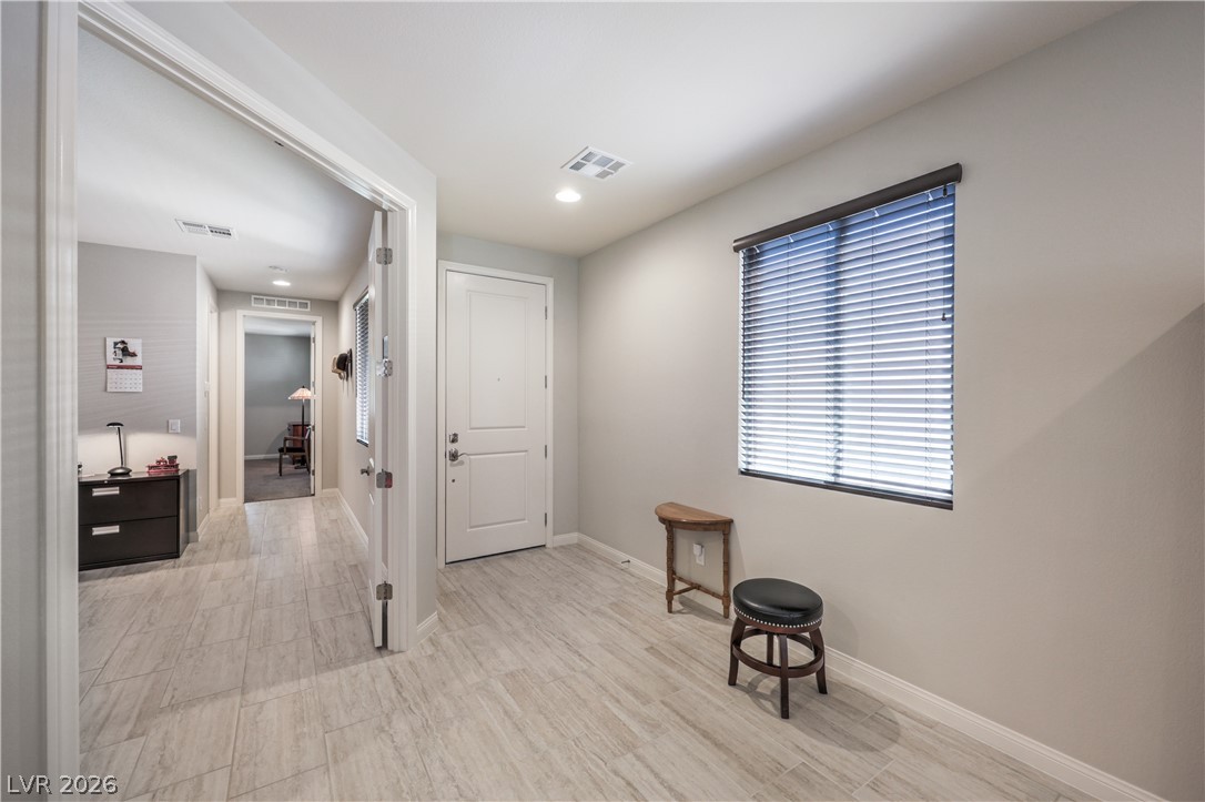 6341 Regina Ridge Street Property Photo 14