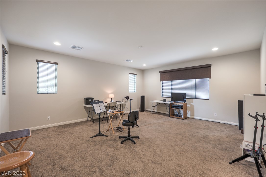 6341 Regina Ridge Street Property Photo 19