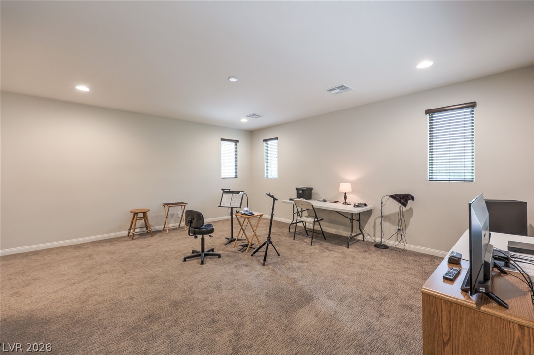 6341 Regina Ridge Street Property Photo 20
