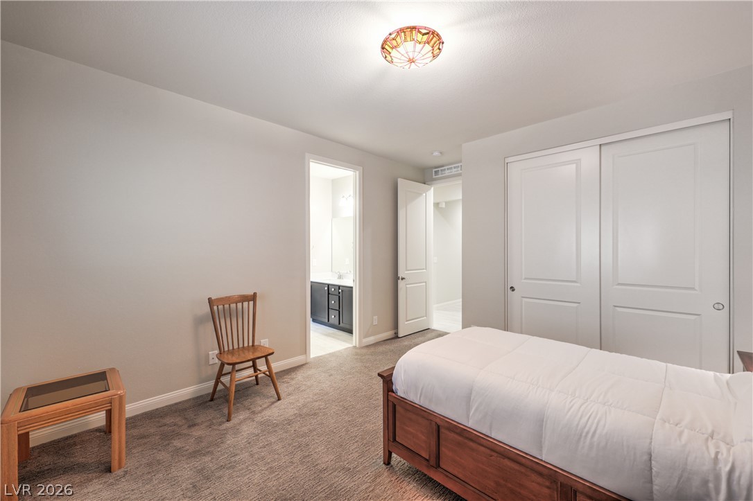 6341 Regina Ridge Street Property Photo 28