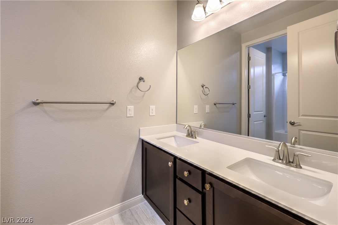 6341 Regina Ridge Street Property Photo 29