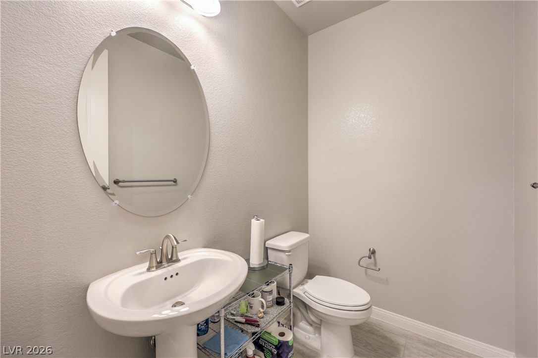 6341 Regina Ridge Street Property Photo 32