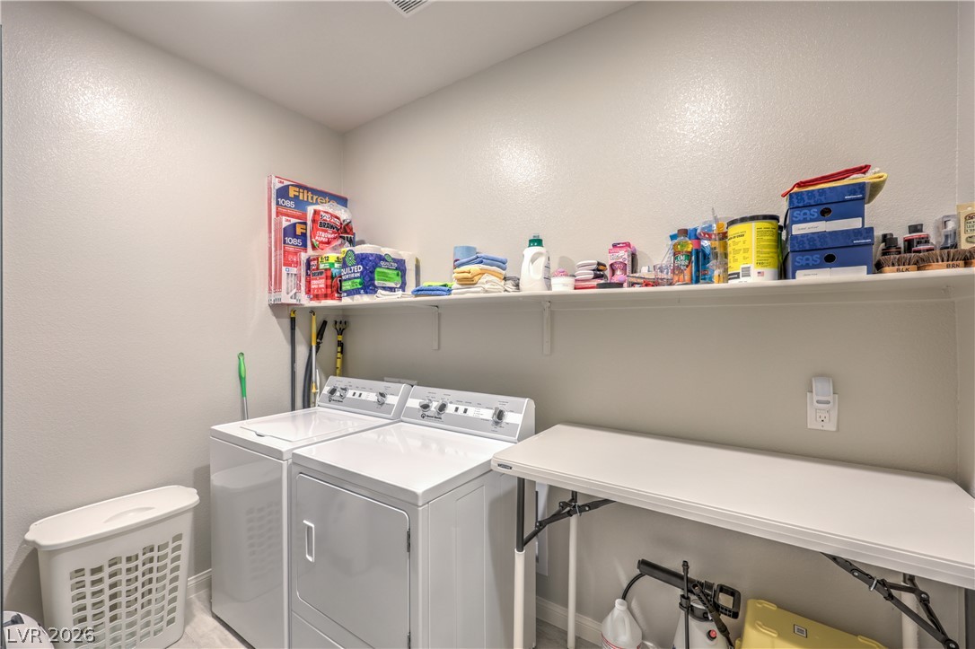 6341 Regina Ridge Street Property Photo 33