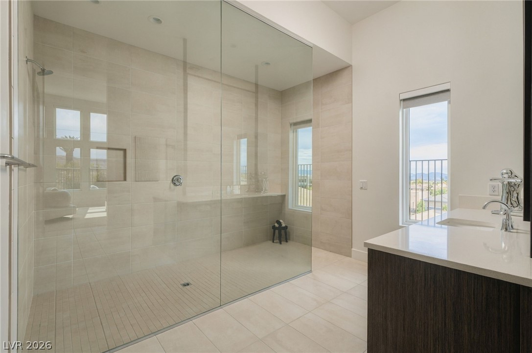 10907 Rossa Peak Avenue Property Photo 48