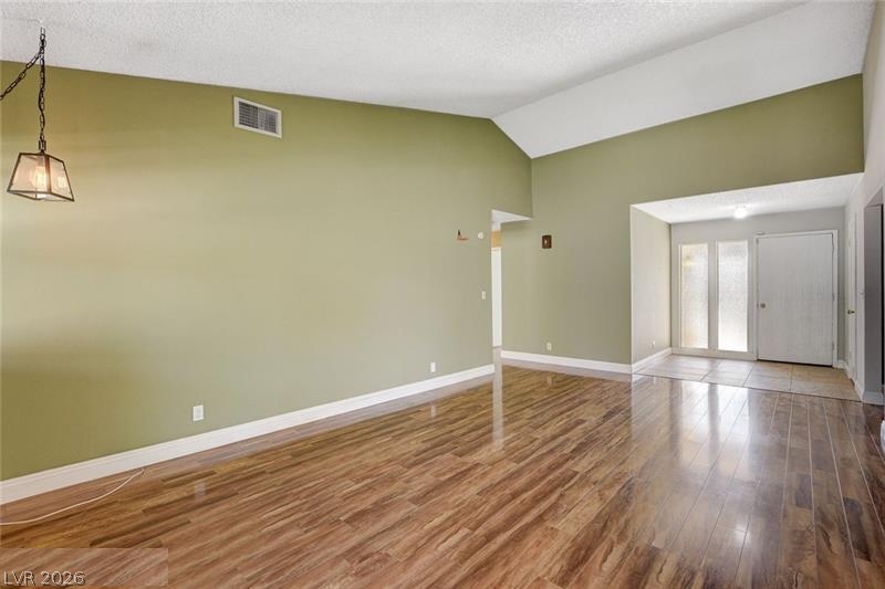 6616 Treadway Lane Property Photo 5