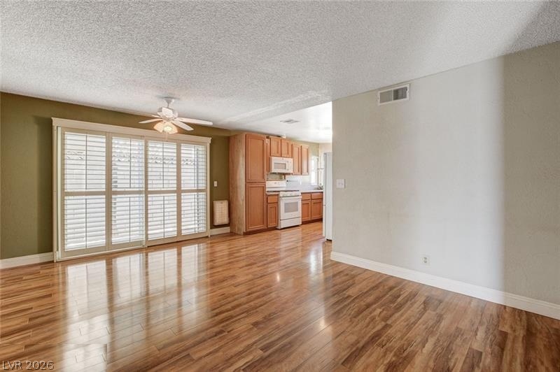 6616 Treadway Lane Property Photo 8