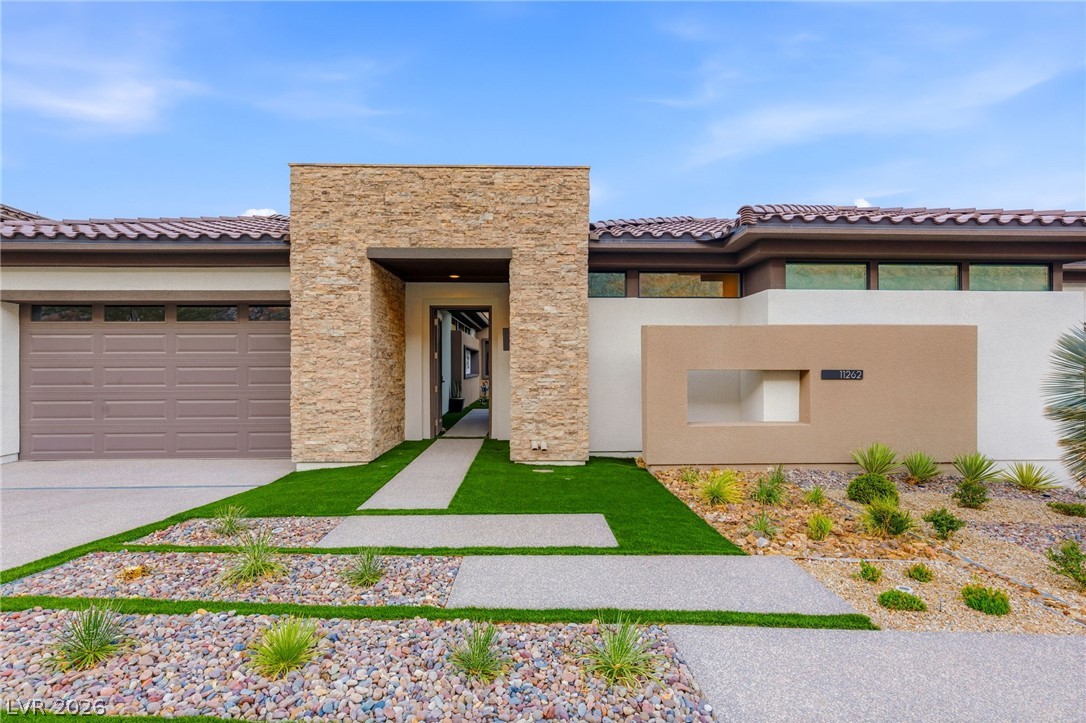 11262 San Terrazo Place Property Photo 3