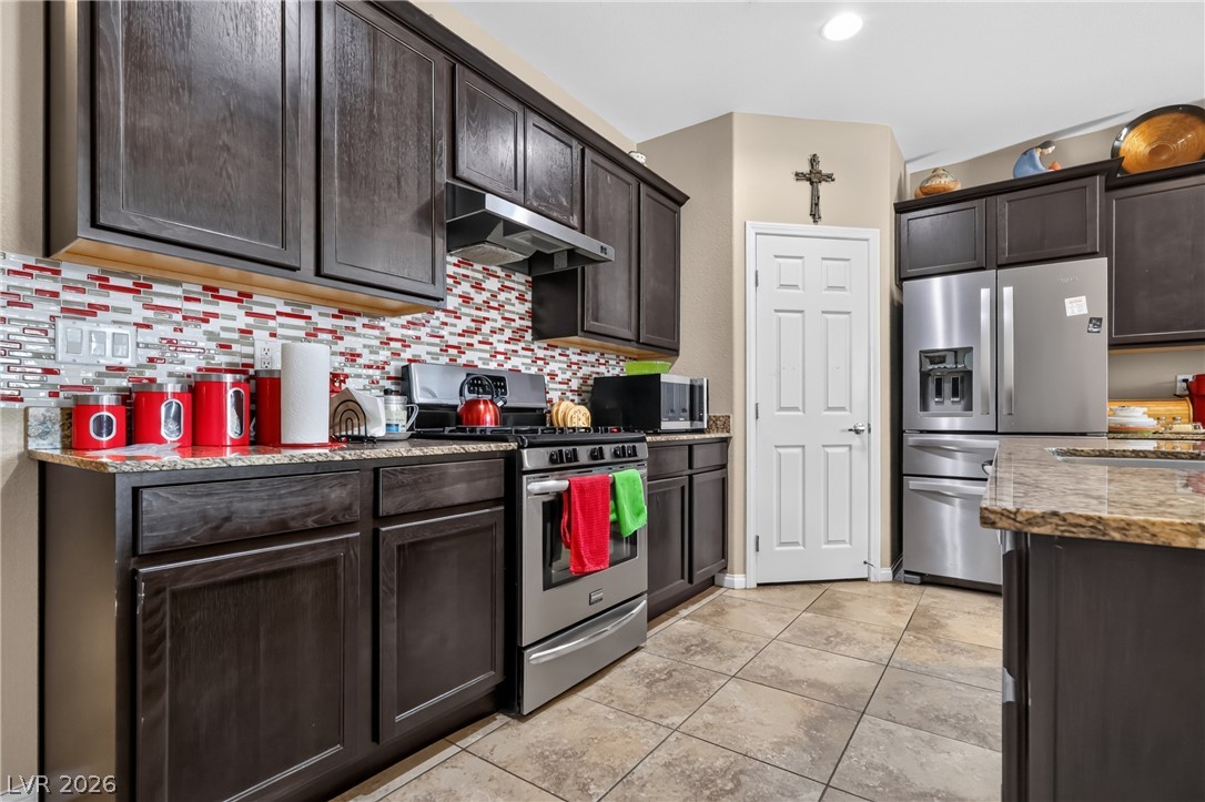 2359 Dillons Cove Drive Property Photo 3