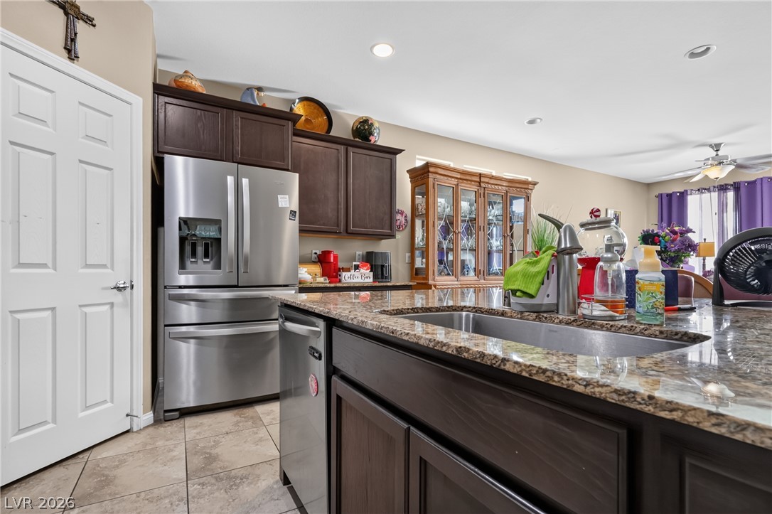2359 Dillons Cove Drive Property Photo 4