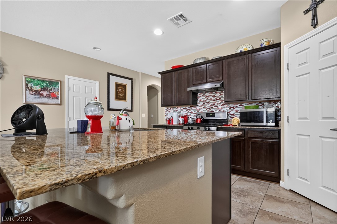 2359 Dillons Cove Drive Property Photo 5