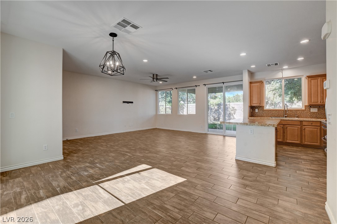 3604 Kingfishers Catch Avenue Property Photo 10