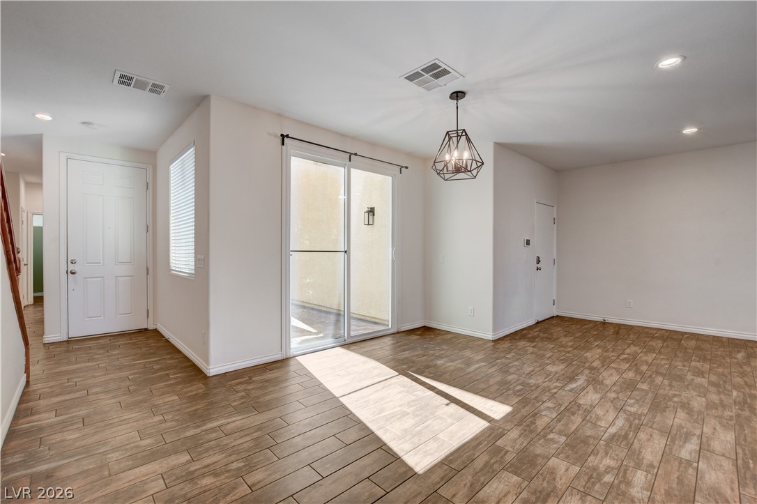 3604 Kingfishers Catch Avenue Property Photo 11