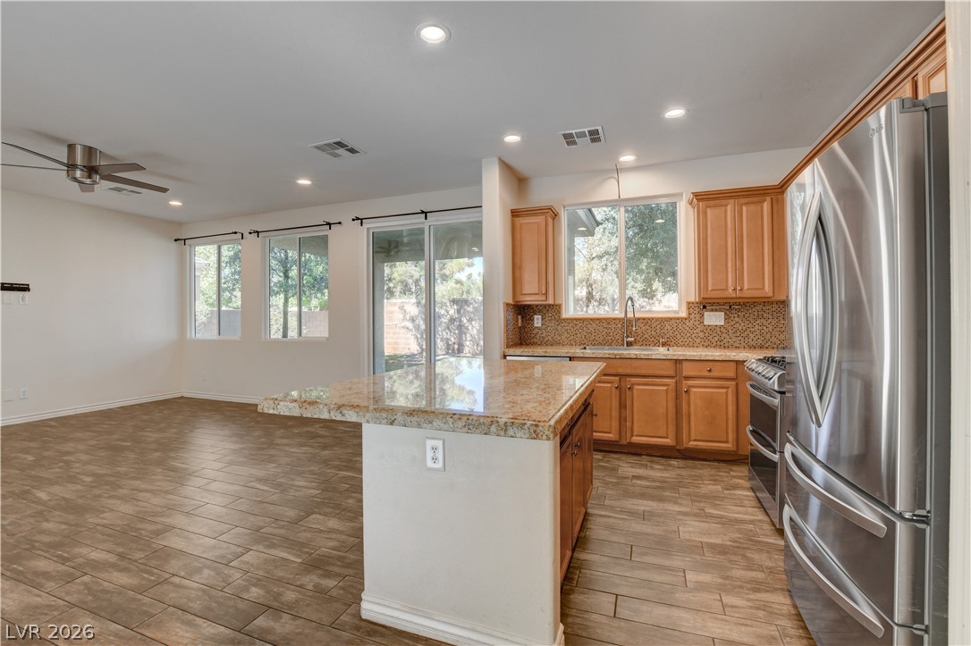 3604 Kingfishers Catch Avenue Property Photo 18
