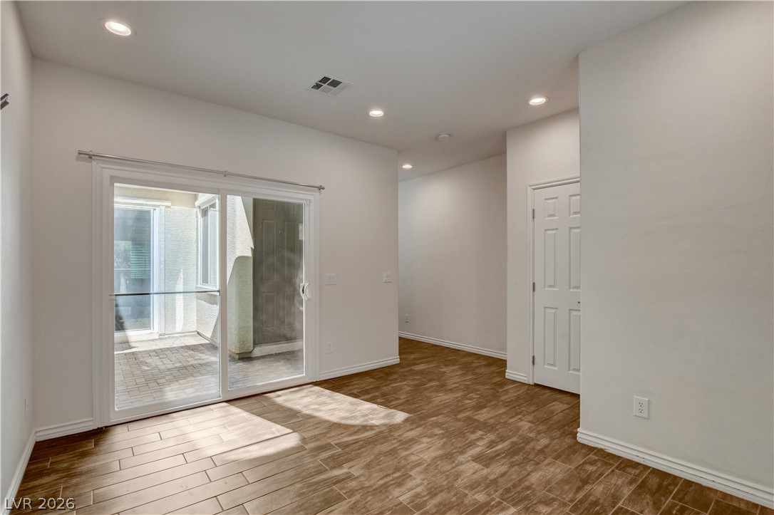 3604 Kingfishers Catch Avenue Property Photo 27