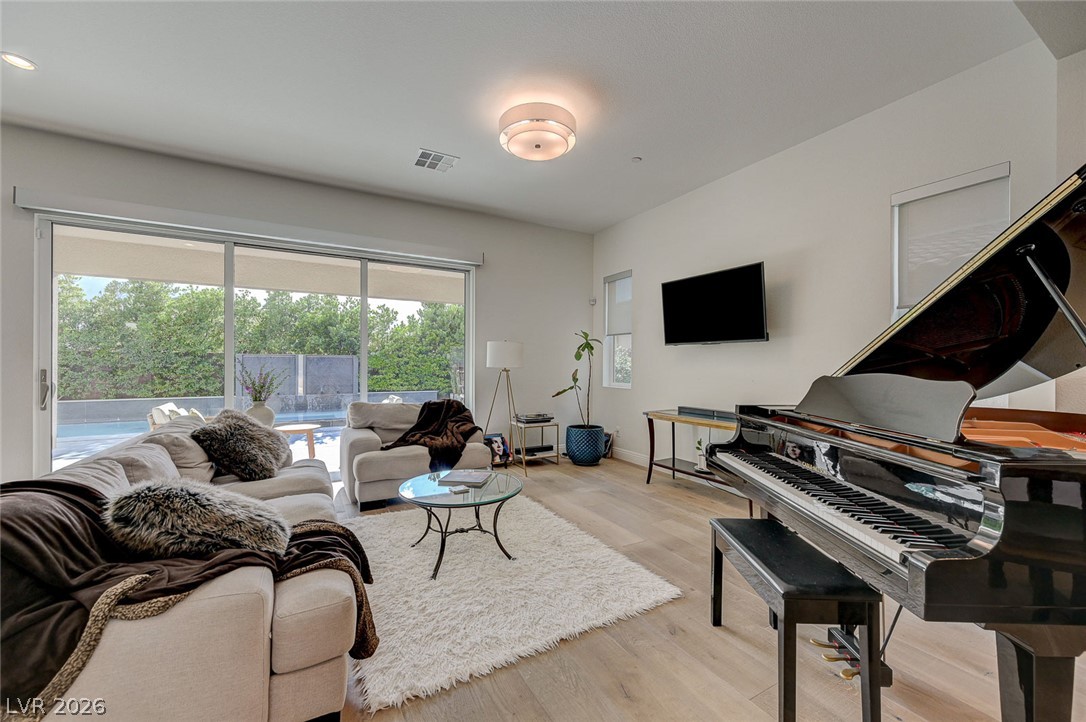 2567 Speyburn Avenue Property Photo 13