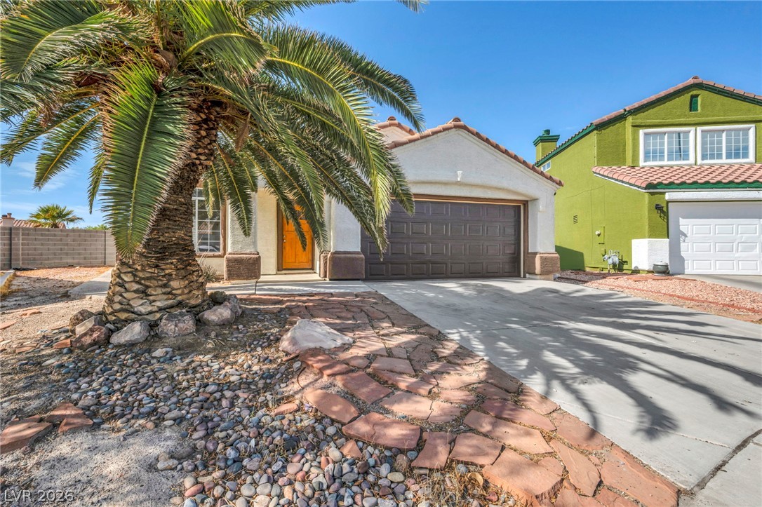 4906 Via Luis Court Property Photo 2