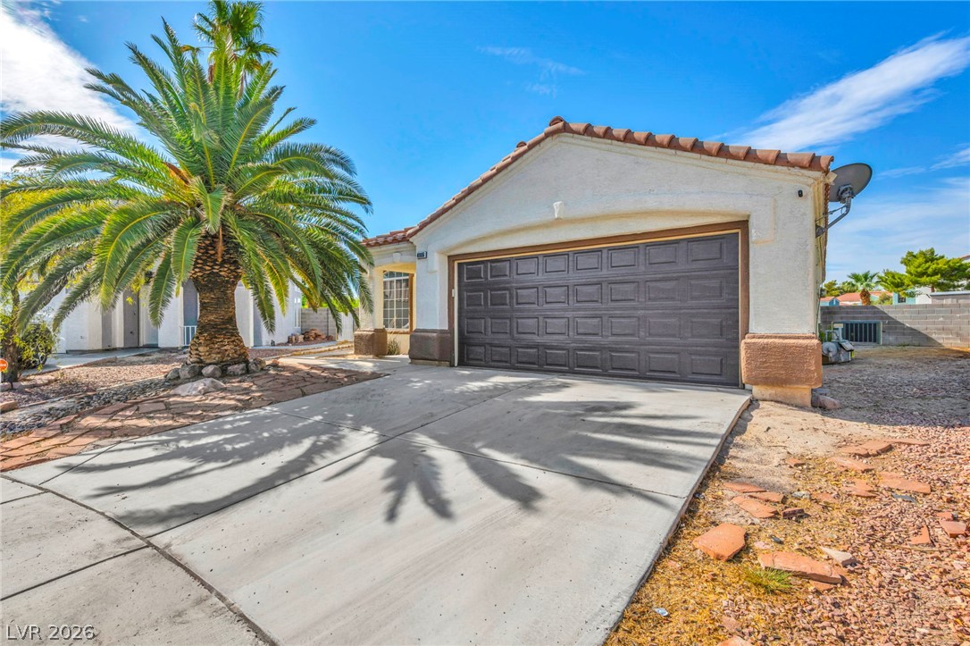 4906 Via Luis Court Property Photo 3