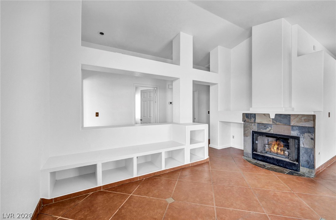 4906 Via Luis Court Property Photo 11