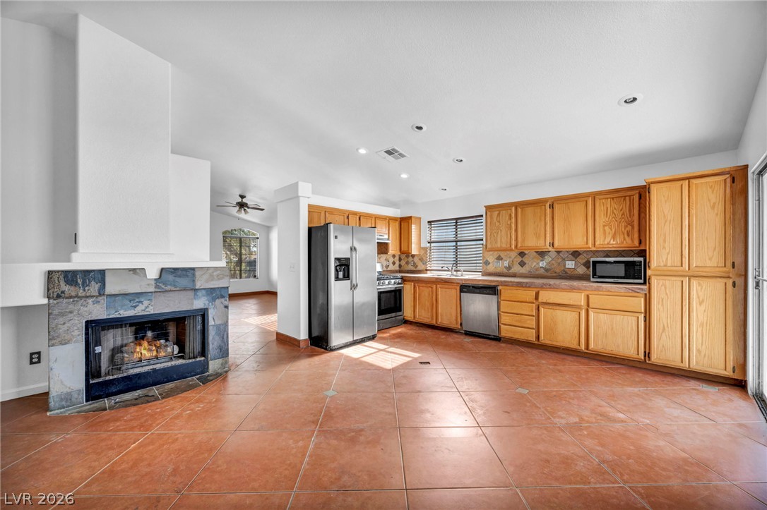 4906 Via Luis Court Property Photo 14
