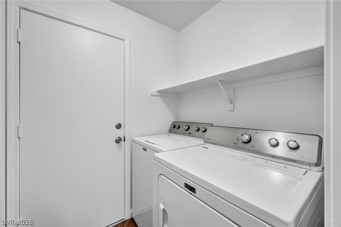 4906 Via Luis Court Property Photo 34
