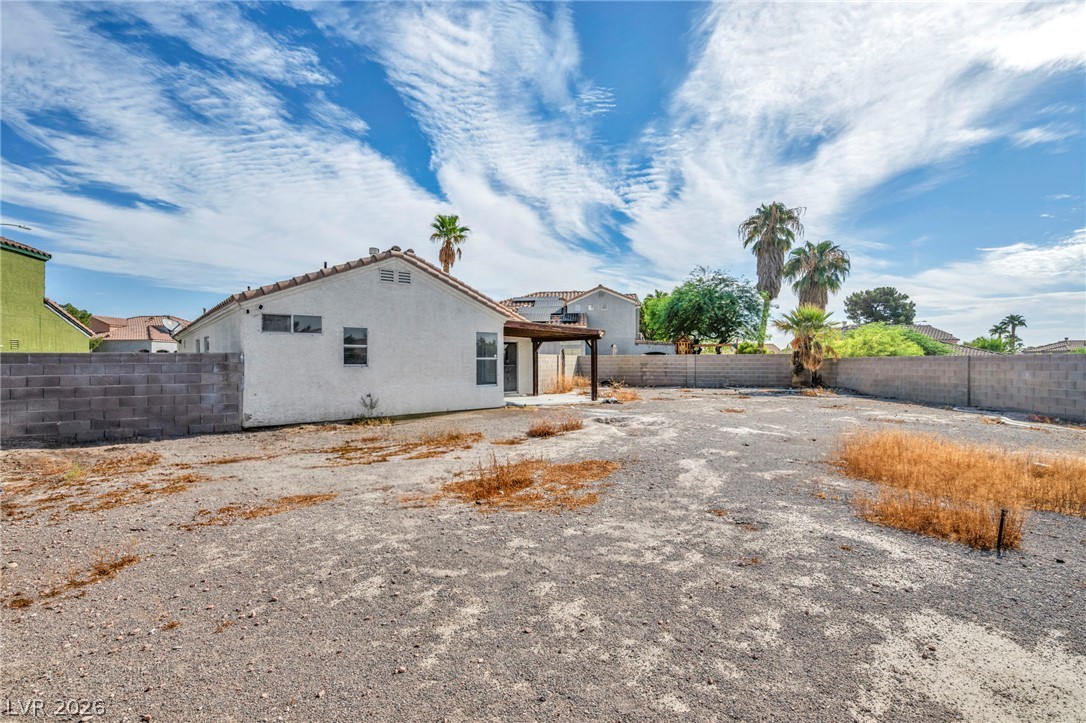 4906 Via Luis Court Property Photo 38