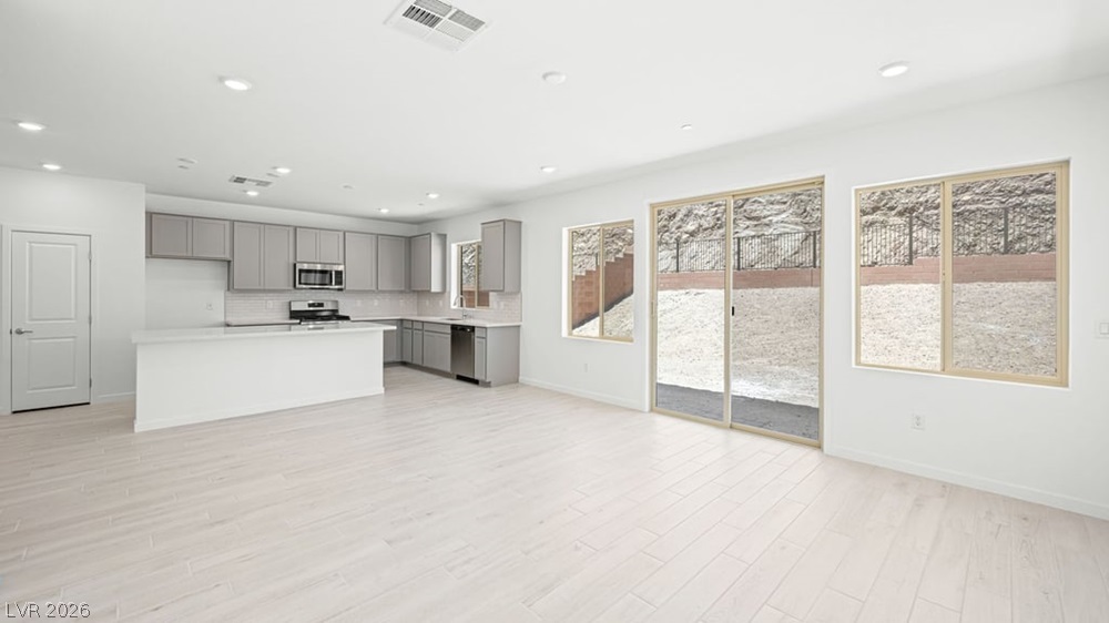 46 Via Montoro Property Photo 11