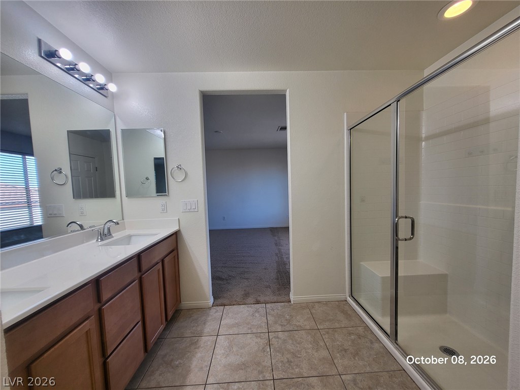 8142 Pinecrest Falls Street Property Photo 15