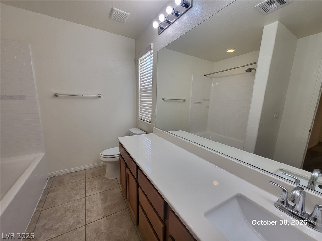 8142 Pinecrest Falls Street Property Photo 20