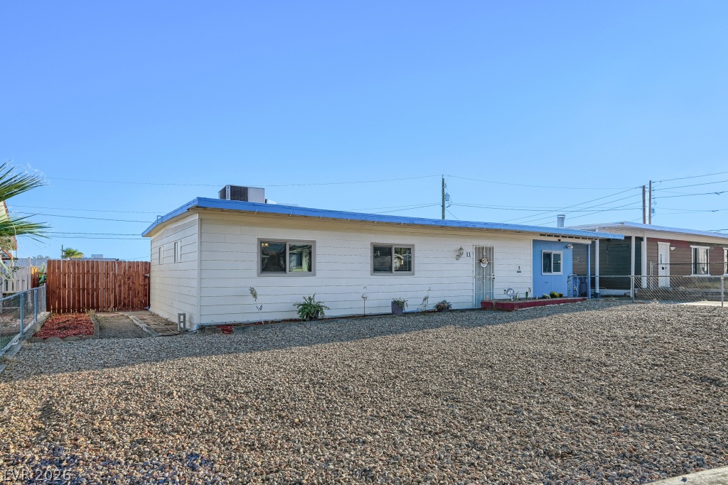 11 Washington Way Property Photo 2