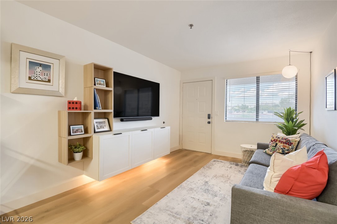 2826630 Property Photo 2