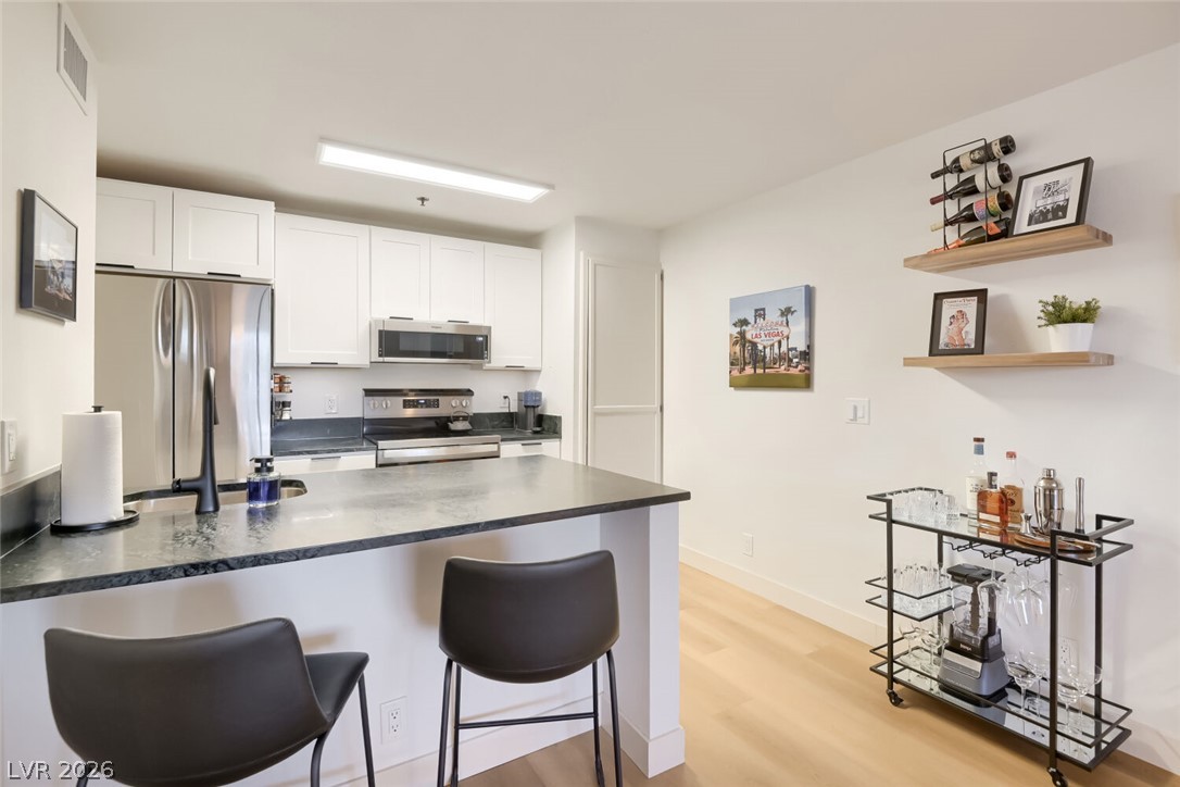 2826630 Property Photo 5