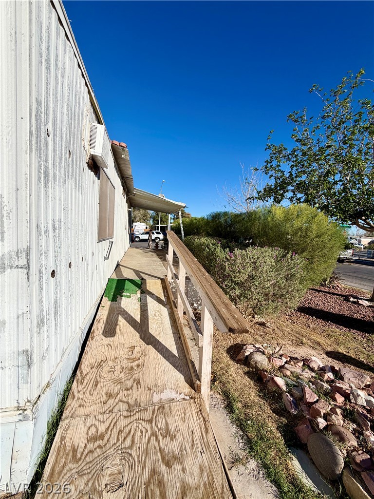 2815 Everglade Street Property Photo 5